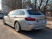 Gebraucht BMW 520 184 PS (135 kW) 2014 Grau Kombi