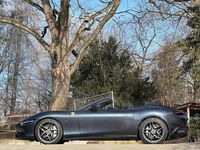 Neu Ferrari Roma 620 PS (456 kW) 2025 Blau Cabrio