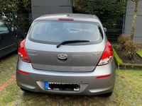 gebraucht Hyundai i20 gepflegter Zustand TÜV bis 08/25