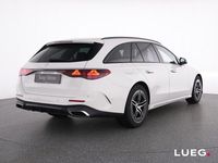 Gebraucht Mercedes E220 AMG 197 PS (144 kW) 2025 Weiß Limousine