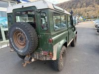 Gebraucht Land Rover Defender 113 PS (83 kW) 1998 Grün SUV