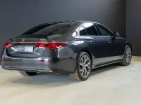 Gebraucht Mercedes E400 Avantgarde 252 PS (185 kW) 2025 Graphitgrau metallic Limousine