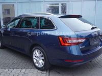 Gebraucht Skoda Superb Ambition 150 PS (110 kW) 2018 Blau Kombi