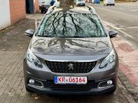 Gebraucht Peugeot 2008 83 PS (61 kW) 2019 Grau SUV