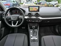 Gebraucht Audi Q2 S-Line 150 PS (110 kW) 2024 Rot SUV