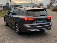Gebraucht Ford Focus ST-Line 155 PS (114 kW) 2024 Grau Kombi