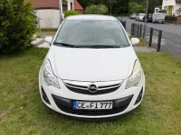 Gebraucht Opel Corsa Edition 95 PS (69 kW) 2011 Weiß Kleinwagen