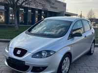 Gebraucht Seat Altea Comfort 102 PS (75 kW) 2009 Grau Limousine