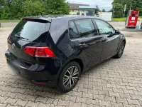 Gebraucht VW Golf VII Allstar 86 PS (63 kW) 2016 Schwarz Limousine