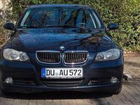 Gebraucht BMW 318 122 PS (89 kW) 2006 Blau Limousine