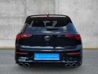Gebraucht VW Golf VIII R 333 PS (244 kW) 2023 Deep black perleffekt Limousine