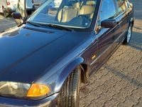 Gebraucht BMW 328 193 PS (141 kW) 1998 Blau Limousine