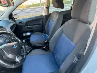 Gebraucht Ford Fiesta 60 PS (44 kW) 2008 Weiß Kleinwagen