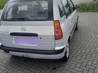 Second-hand Hyundai Matrix 103 CP (75 kW) 2005 Andere farben Monovolum
