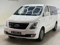 Gebraucht Hyundai H-1 170 PS (125 kW) 2011 Weiß Van / Kleinbus
