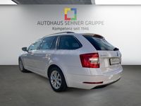 gebraucht Skoda Octavia Combi Tour 2.0 TDI DSG 110 kW +Navi