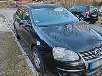 Gebraucht VW Jetta 160 PS (117 kW) 2010 Schwarz Limousine
