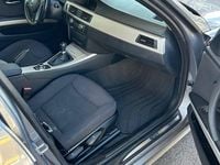 Second-hand BMW 320 177 CP (130 kW) 2008 Gri Break