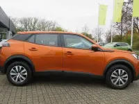 Gebraucht Peugeot 2008 Active 101 PS (74 kW) 2021 Orange fusion metallic SUV