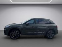 Gebraucht Audi Q5 S-Line 204 PS (150 kW) 2023 Distriktgrün metallic SUV
