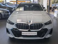 Gebraucht BMW 520 M Sport 197 PS (144 kW) 2025 Grau Limousine
