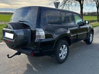 gebraucht Mitsubishi Pajero 3,2 DI-D 4WD Inform/AHK/Klima/TÜV NEU