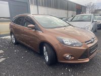 Gebraucht Ford Focus Titanium 125 PS (91 kW) 2013 Gold Kombi