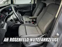 Używany VW Caddy 75 KM (55 kW) 2022 Szary Minivan