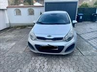 Gebraucht Kia Rio Edition 7 86 PS (63 kW) 2014 Silber Kleinwagen