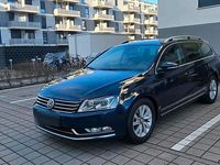 Gebraucht VW Passat Highline 140 PS (102 kW) 2012 Blau Kombi
