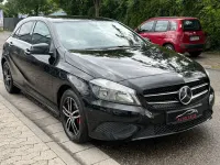 Gebraucht Mercedes A180 Style 122 PS (89 kW) 2014 Schwarz Limousine