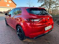 Gebraucht Renault Mégane IV Experience 101 PS (74 kW) 2016 Rot Limousine