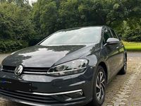 Gebraucht VW Golf VII Join 116 PS (85 kW) 2018 Grau Limousine