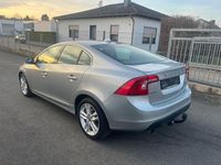 Gebraucht Volvo S60 Momentum 114 PS (83 kW) 2011 Silber Limousine
