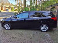 Gebraucht Ford Focus 125 PS (91 kW) 2015 Schwarz Kombi