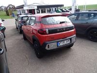 Second-hand Dacia Spring Extreme 47 kW (65 CP) 2026 Roșu Hatchback