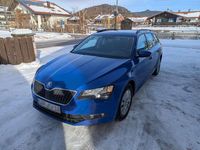 Gebraucht Skoda Superb Premium Edition 150 PS (110 kW) 2019 Blau Kombi
