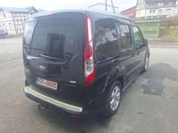 Gebraucht Ford Tourneo Connect Titanium 101 PS (74 kW) 2014 Pantherschwarz metallic Van / Kleinbus