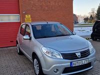 Gebraucht Dacia Sandero 74 PS (54 kW) 2009 Silber Limousine