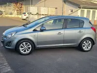 Gebraucht Opel Corsa 86 PS (63 kW) 2014 Silbersee/perl silber (m2) Kleinwagen