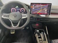 Gebraucht VW Golf VIII 150 PS (110 kW) 2026 Kings red metallic schwarz (metallic) Limousine
