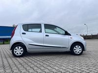 Gebraucht Daihatsu Cuore 70 PS (51 kW) 2009 Silber Kleinwagen