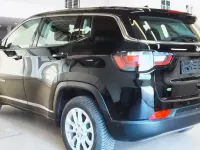 Occasion Jeep Compass Altitude 129 ch (94 kW) 2024 Noir SUV