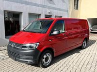 Gebraucht VW T6 150 PS (110 kW) 2018 Rot Van
