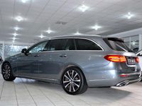 Gebraucht Mercedes E300 194 PS (142 kW) 2019 Grau Limousine