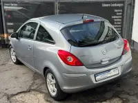 Gebraucht Opel Corsa Edition 80 PS (58 kW) 2008 Silber Kleinwagen
