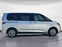Second-hand VW Multivan 218 CP (160 kW) 2022 Argintiu Monovolum