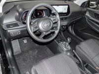 Neu Hyundai i20 Select 101 PS (74 kW) 2025 Phantom black Limousine