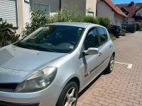 Gebraucht Renault Clio 88 PS (64 kW) 2006 Silber Kleinwagen