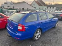 Gebraucht Skoda Octavia Ambiente 160 PS (117 kW) 2009 Blau Kombi